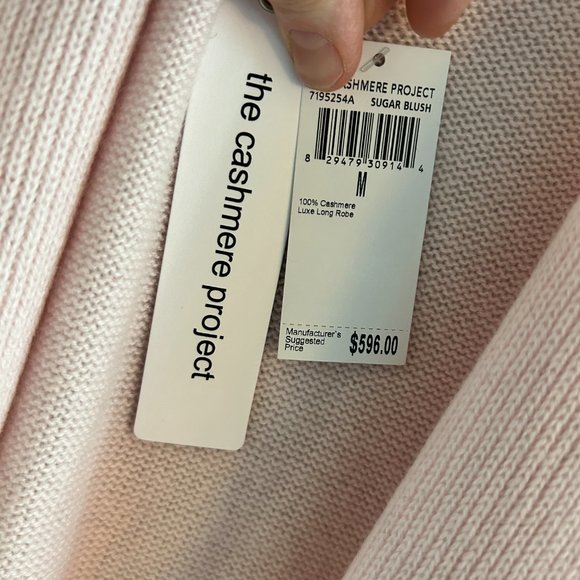 GORGEOUS and cozy soft 100% cashmere lounge robe… - Picture 4 of 12